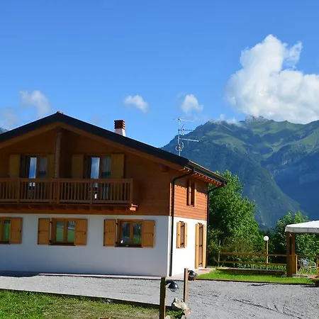 Chalet Trentino Bed & Breakfast *